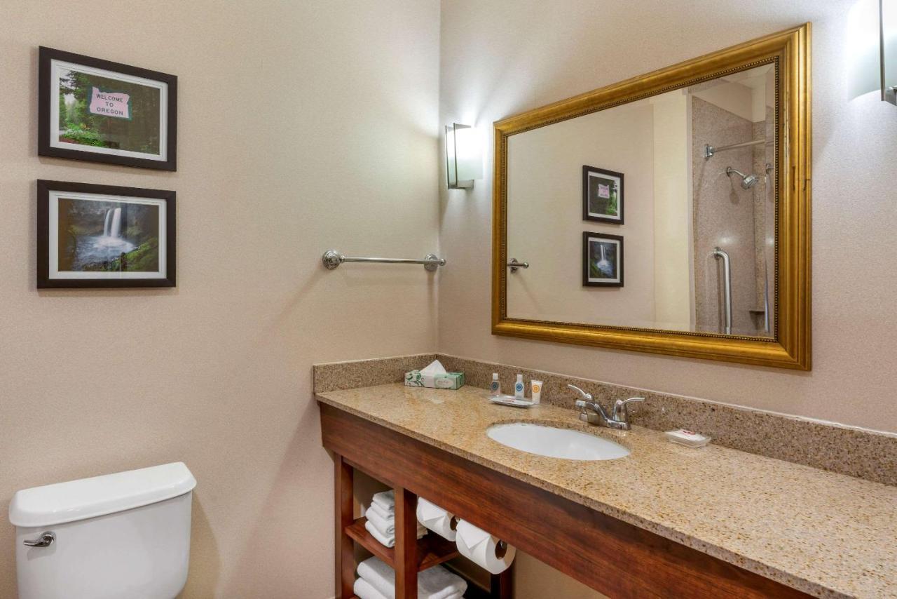 Comfort Suites Eugene Luaran gambar