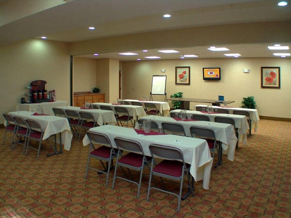 Comfort Suites Eugene Kemudahan gambar