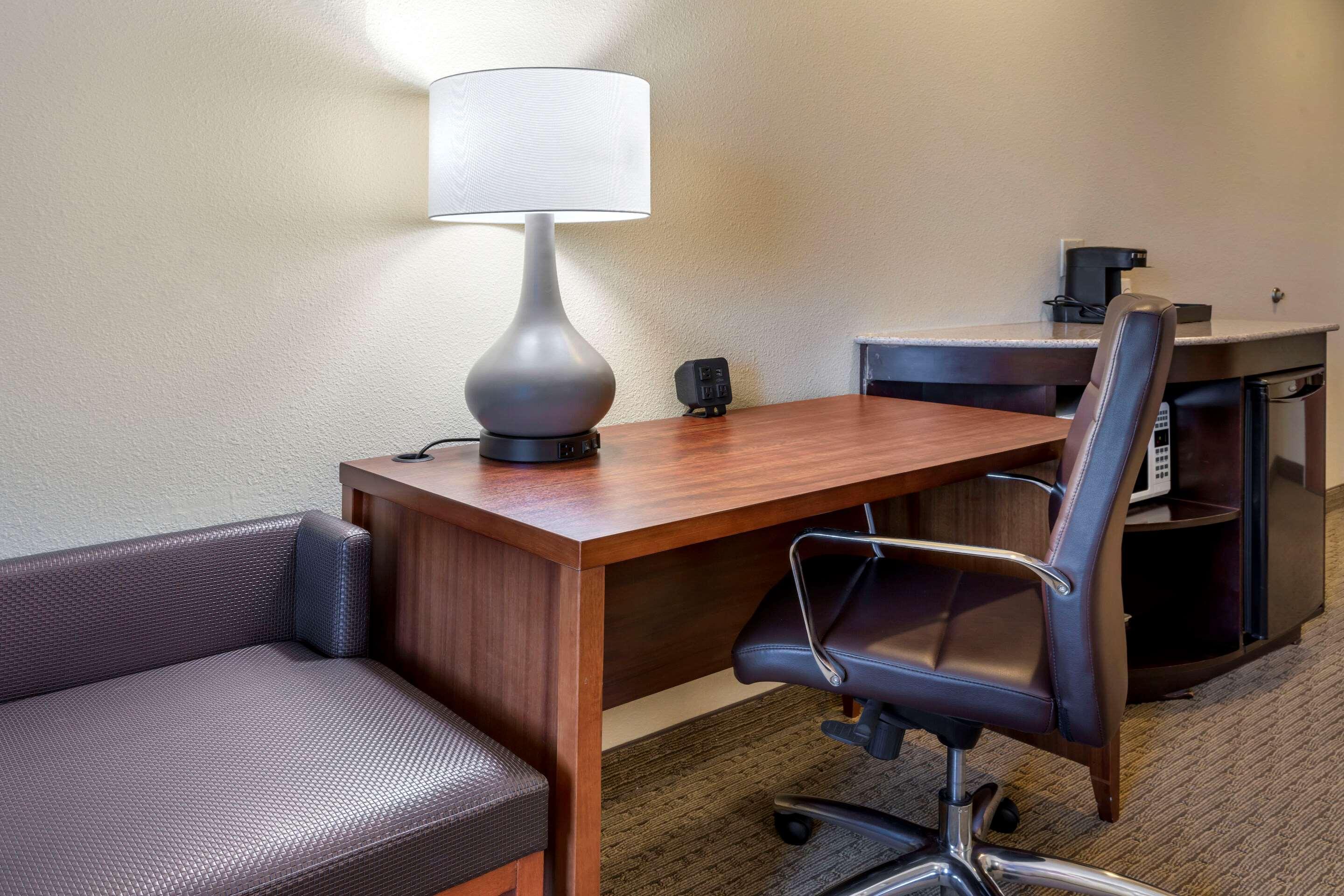 Comfort Suites Eugene Luaran gambar